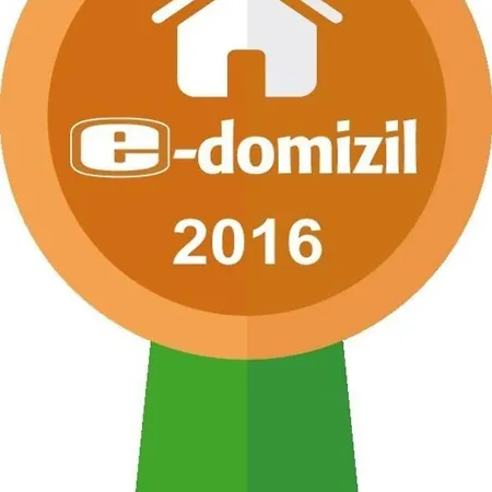 Апартаменты Schone Ferienwohnung In Mit Garten Und Grill *