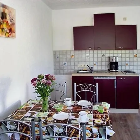 Апартаменты Schone Ferienwohnung In Mit Garten Und Grill Rathmannsdorf